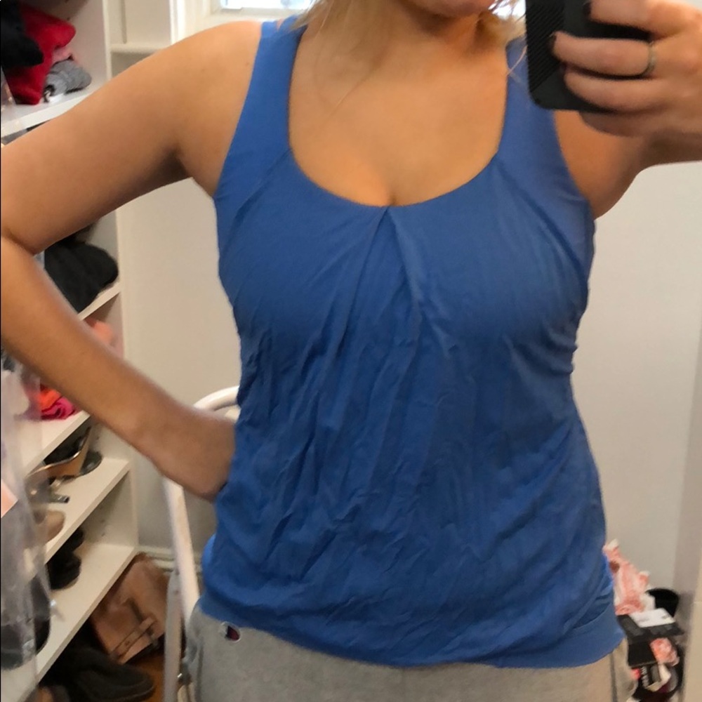 blue lulu lemon tank w cut outs